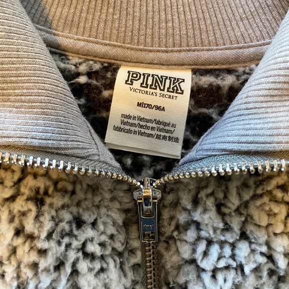 NWOT VS PINK Cropped Sherpa Half Zip - Picture 10 of 10